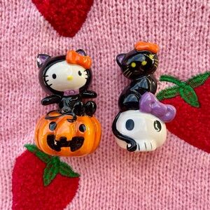 Sanrio Hello Kitty Halloween Pumpkin and Black Cat Ceramic Salt and Pepper Set